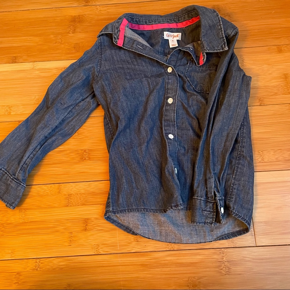 Girls Cat and Jack denim button shirt sz 4t